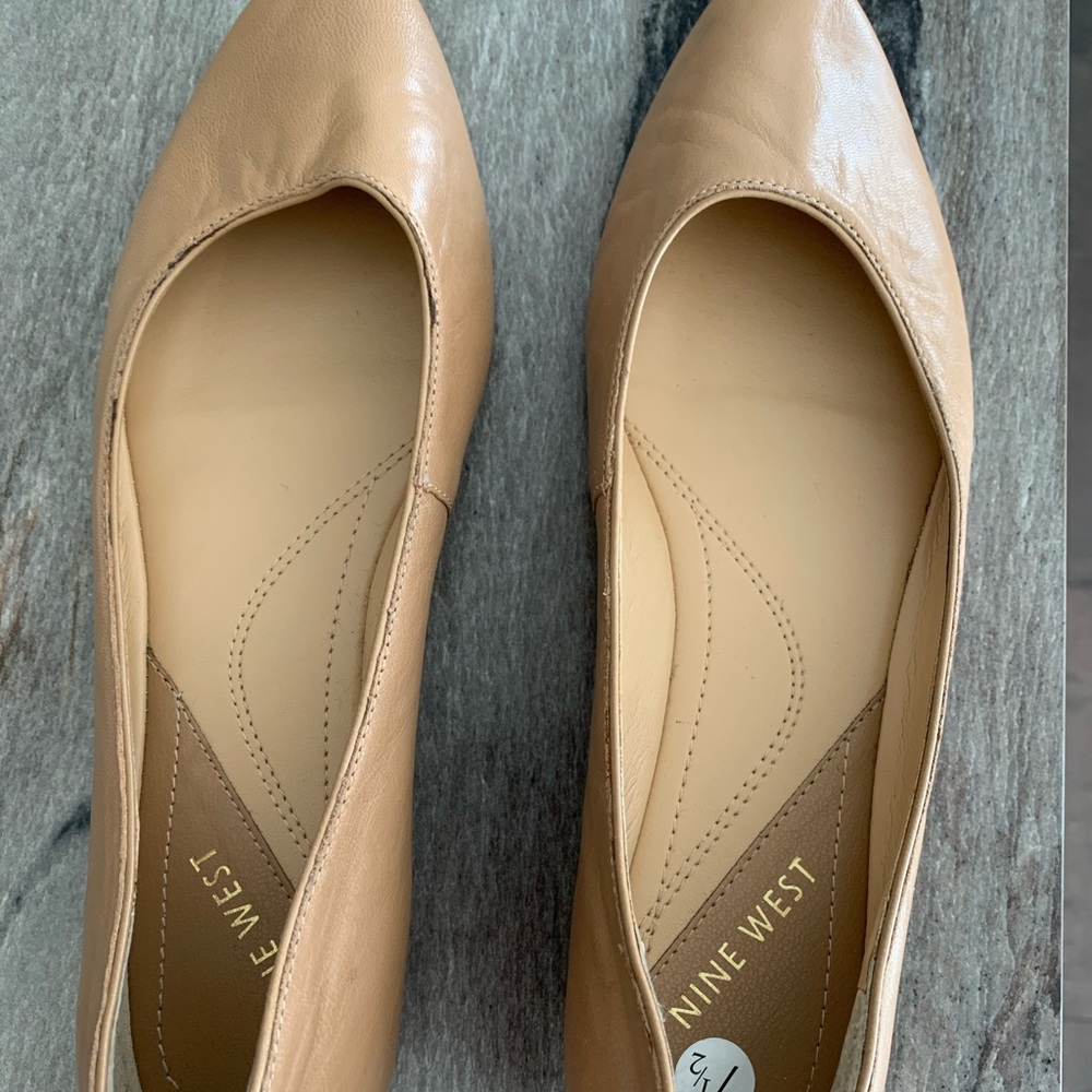 Nine West ballerina / small wedge